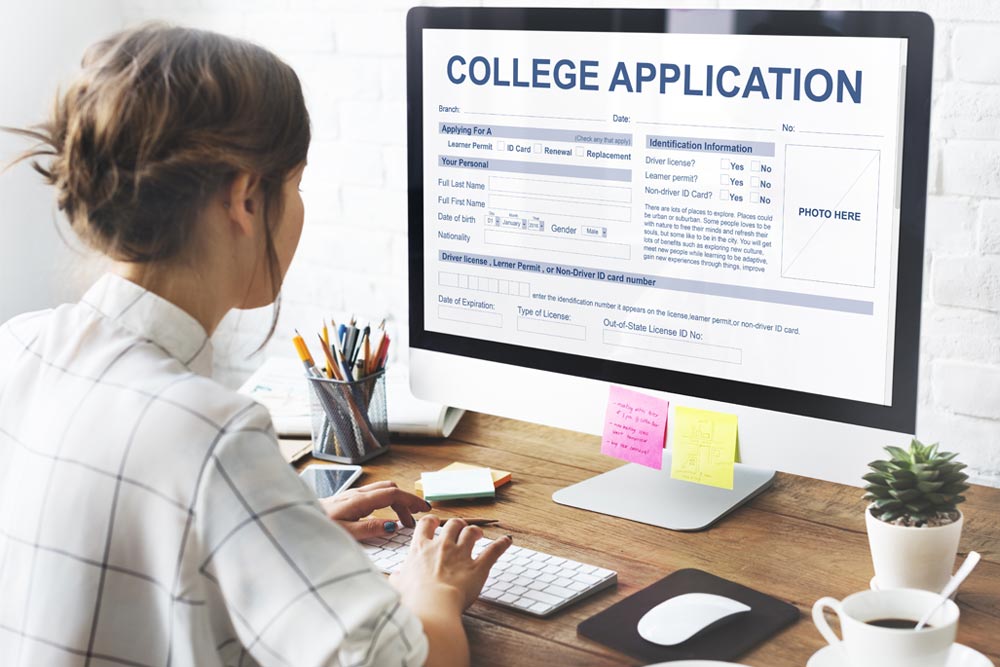 college application process and deadlines